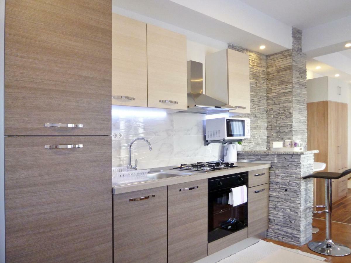 Apartment Petra I Nikola Selište Drežničko Exterior foto